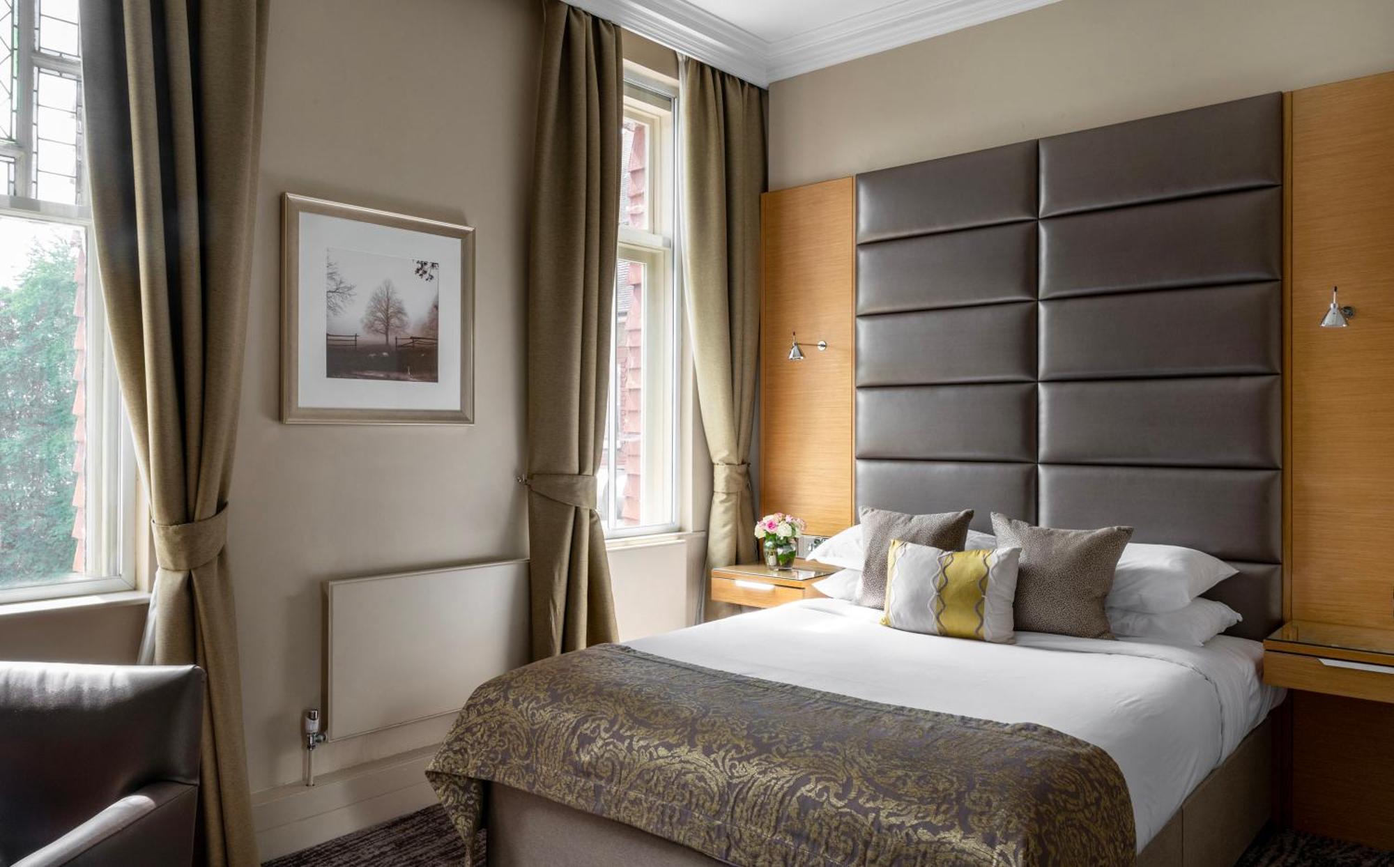 Woodlands Park Hotel Кобгем Екстер'єр фото